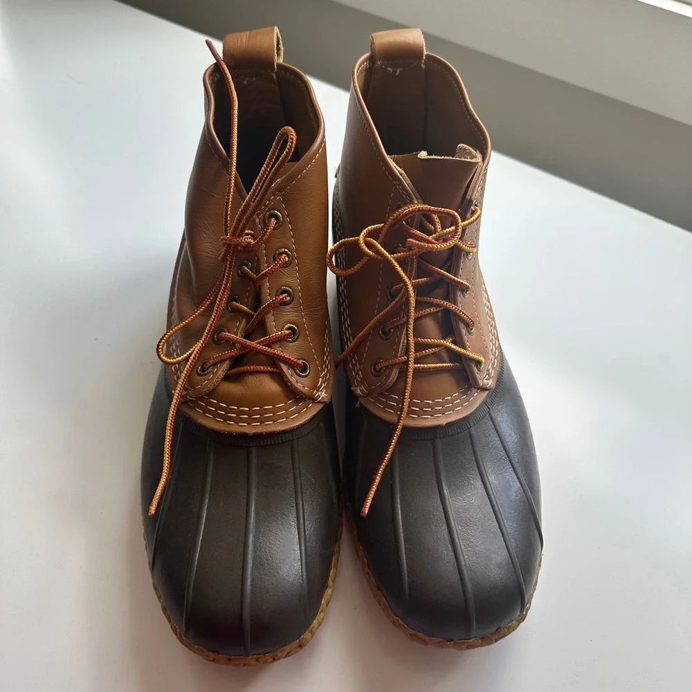 L.L. Bean Duck Boots Mens 11 W Brown EUC Classic Waterproof‎ Maine Hunting Shoes